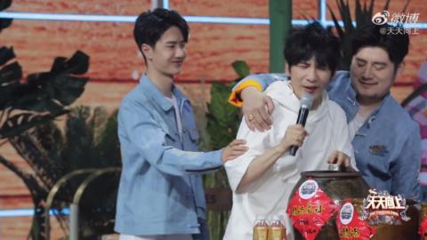 tangoz节目吃瓜,揭秘娱乐圈吃瓜盛宴背后的故事